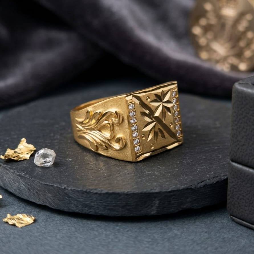 Vintage Floral Engraved Gold Ring – Code VO02
