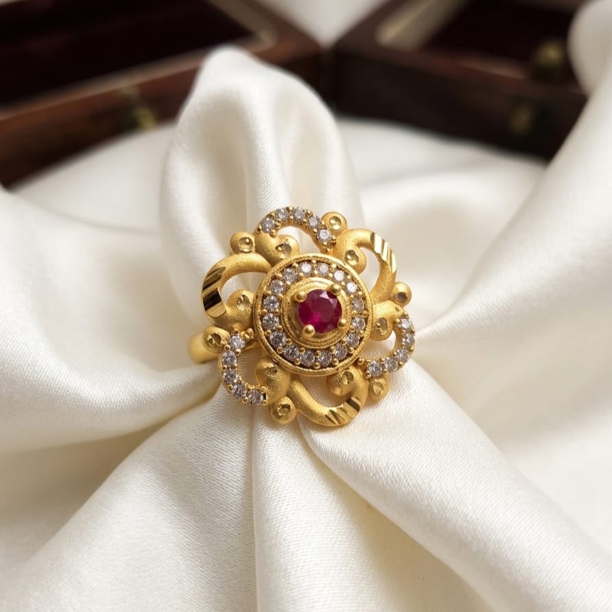 Vintage Swirl Ruby Designer Ring – Code: VO05