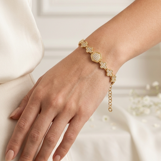Floral Clover & Hexagon Center Gold Plated Bracelet - VO01