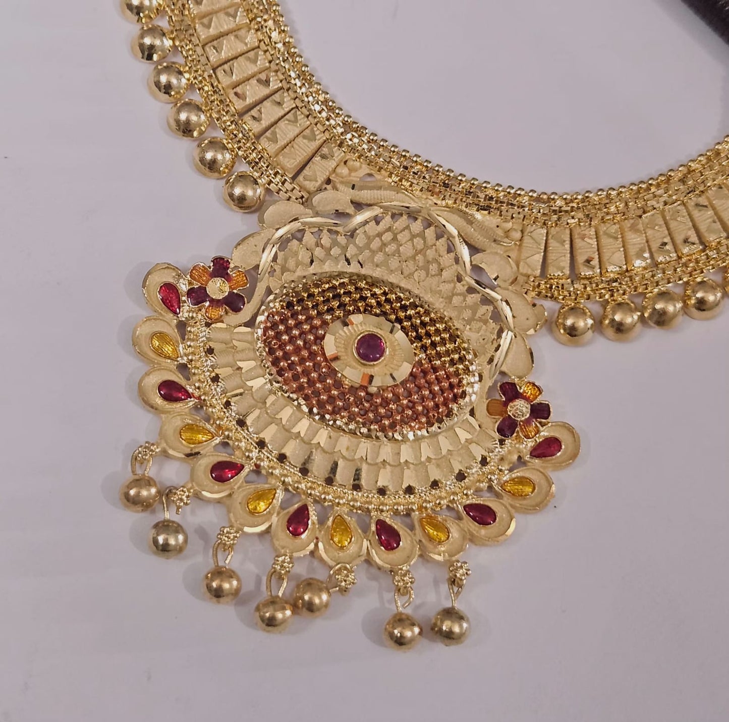 Matte Gold Polish Temple Necklace Code 006