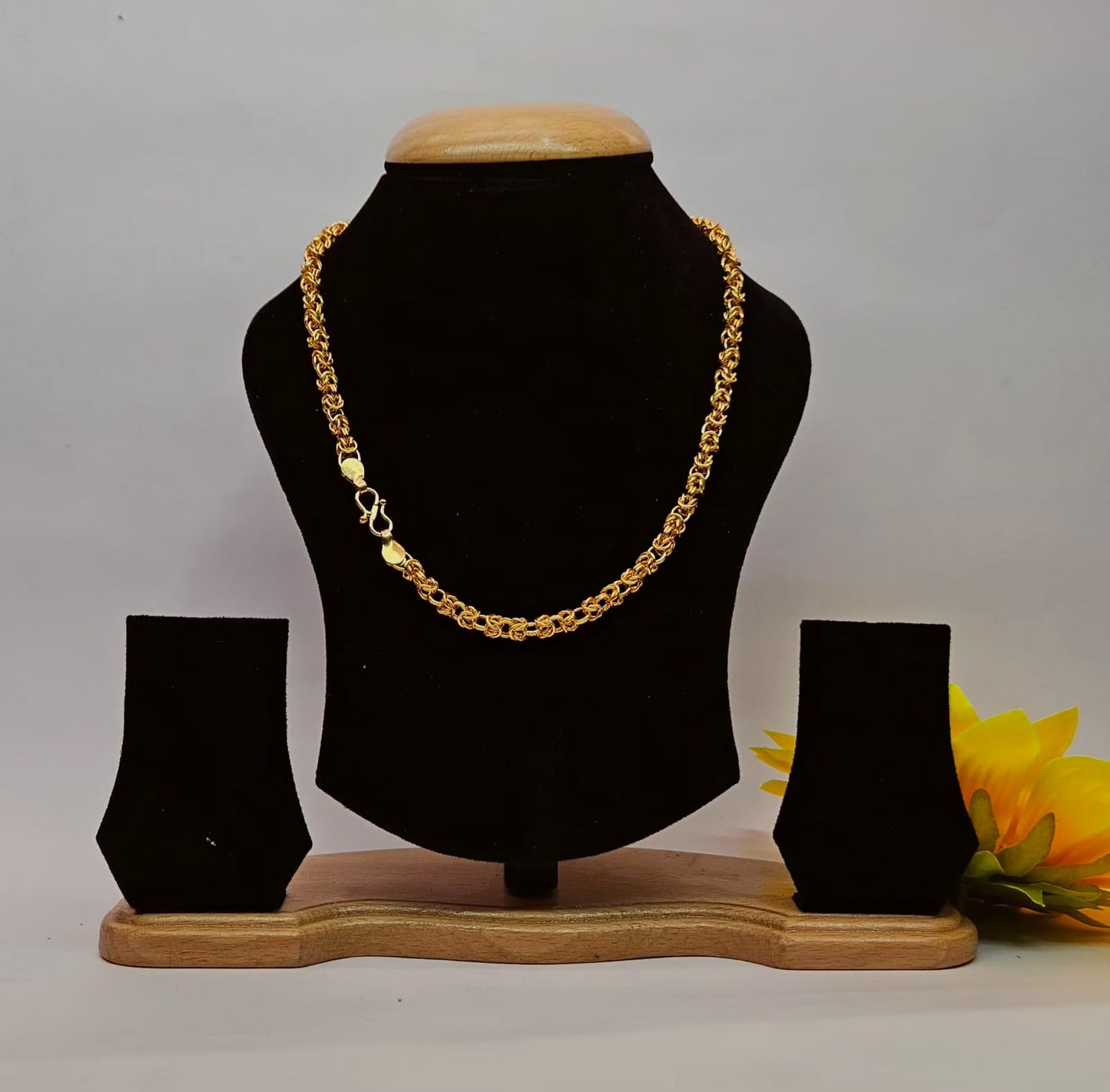 Excellent Design Fancy Design High-Quality Gold Plated Chain for Men - Code V011