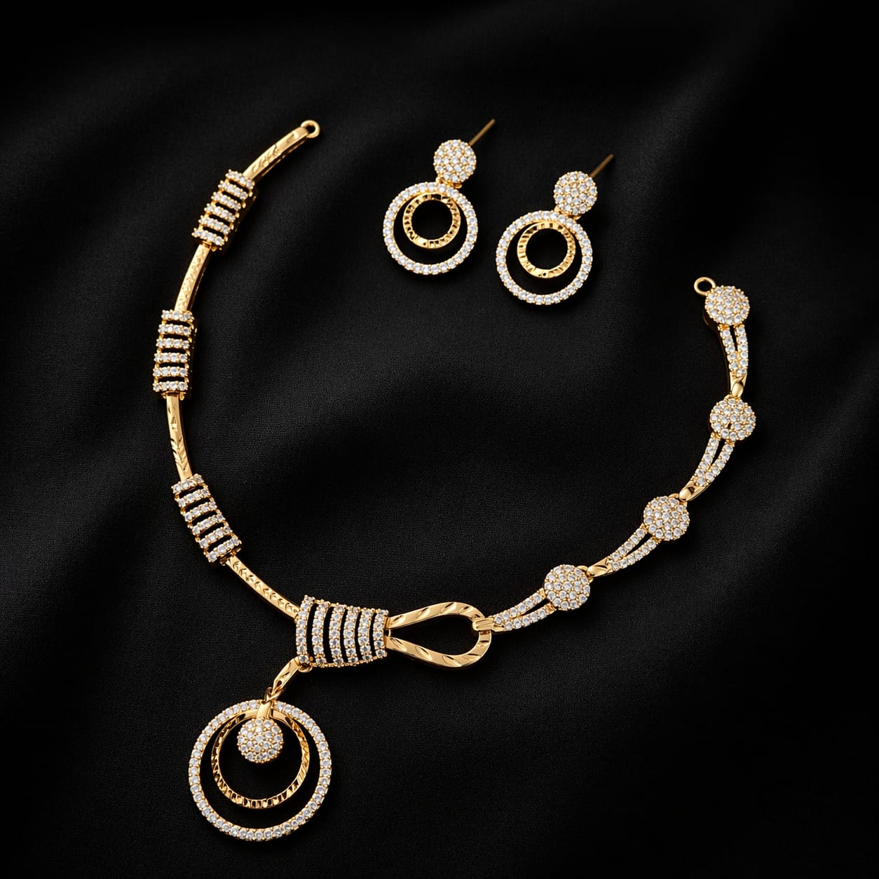 Gold plated Classic Circle Drop Gold Necklace Set – Code: VO03