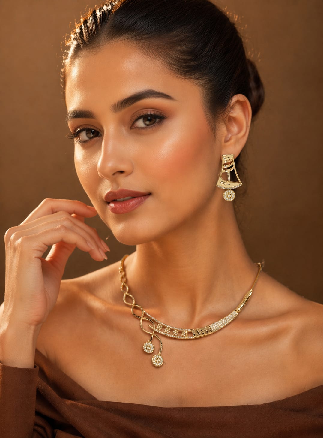 Elegant Twist Designer Necklace Set – Code: VO04