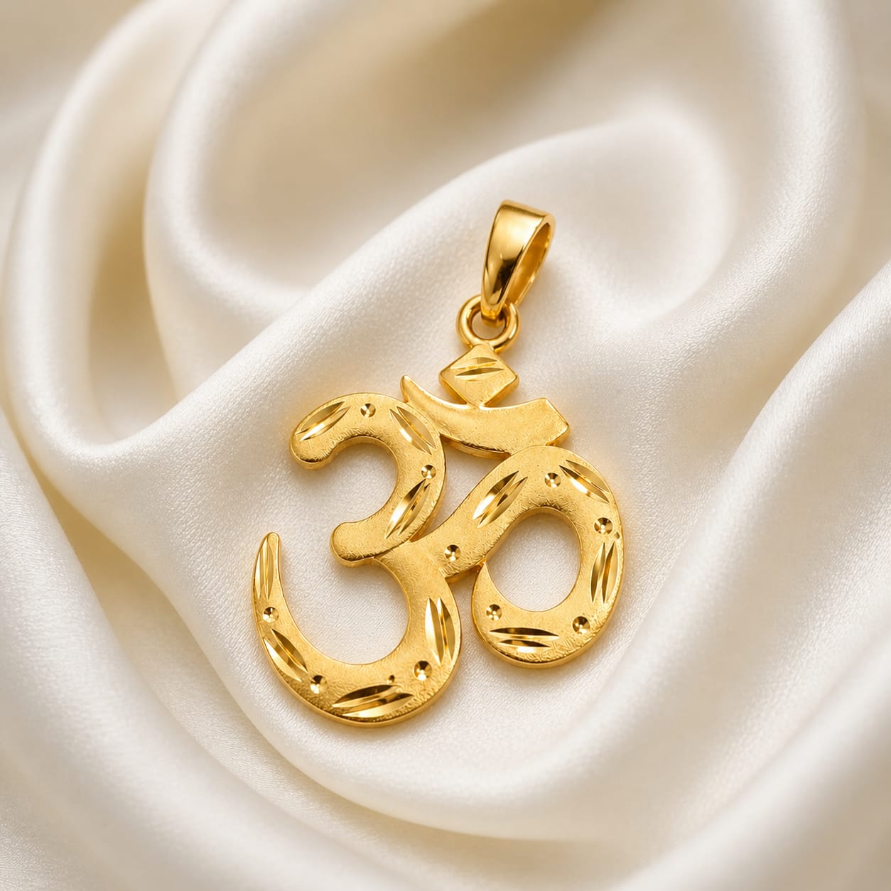 Gold Polish OM Locket – Sacred Spiritual Pendant for Men & Women