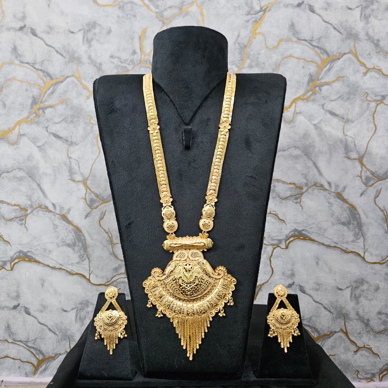 Vintage Peacock Fan Pendant Necklace Set