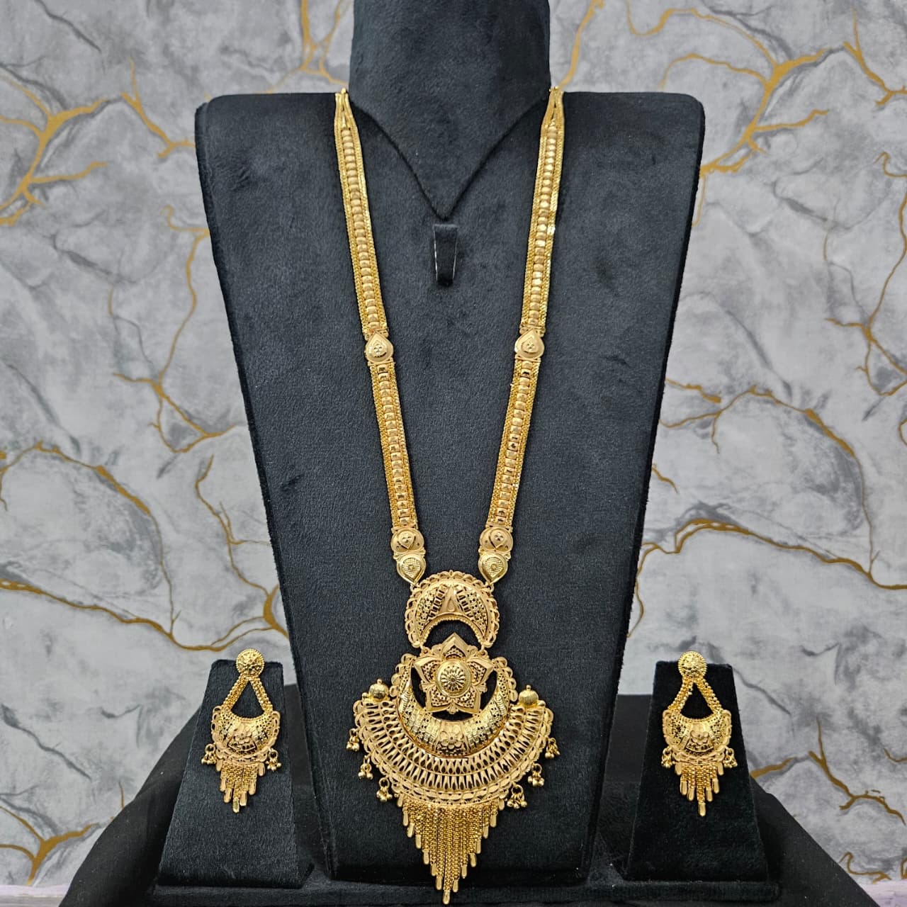 Maharani Floral Antique Long Necklace Set