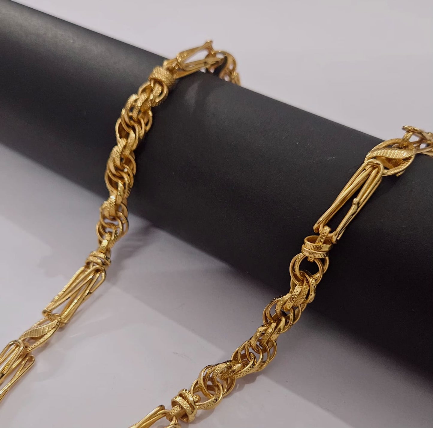 Gold plated mix design for Men - Code VO08