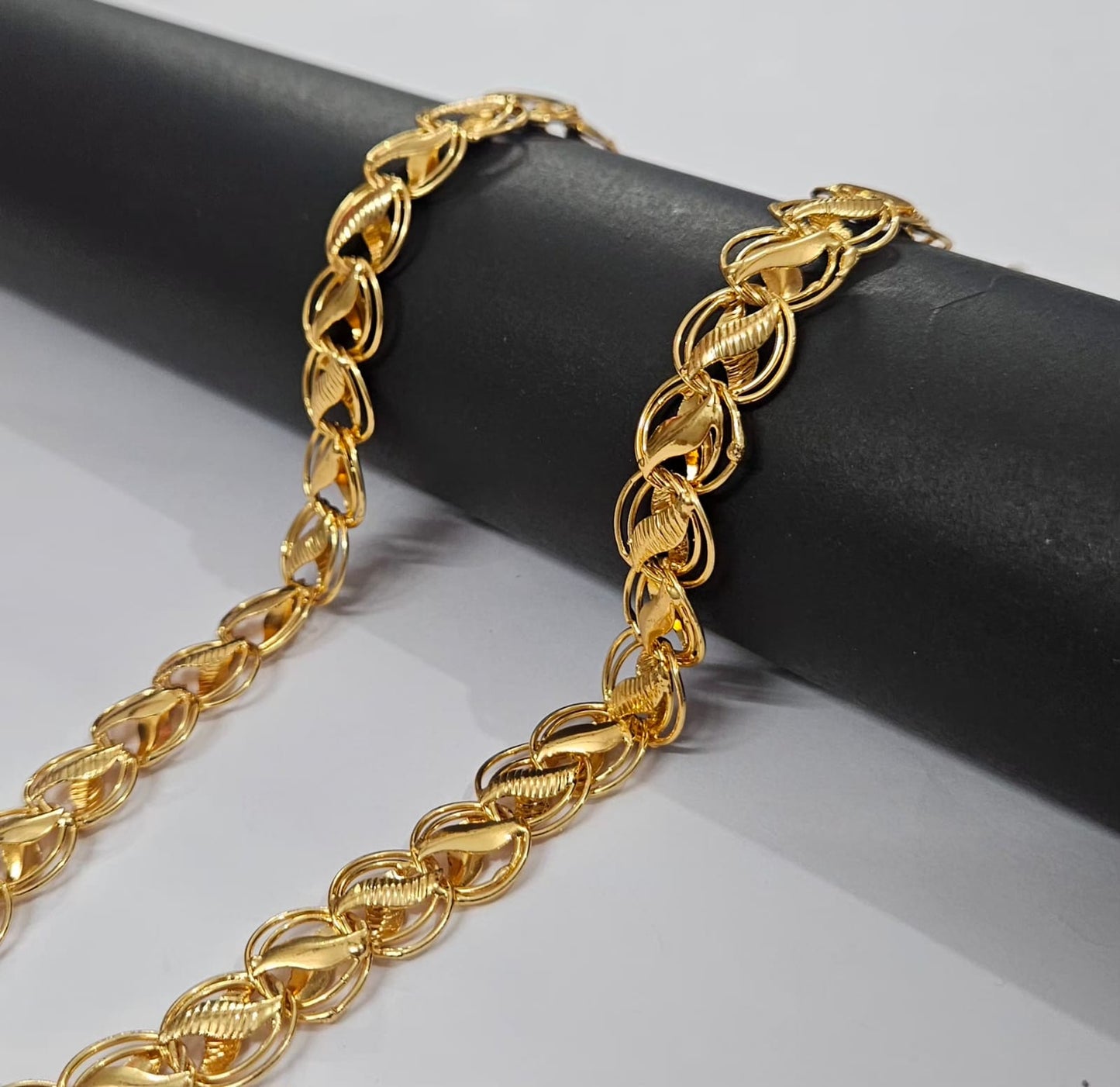 Big lotus Design chain - Code VO08